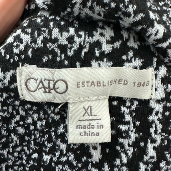 Women's Long Checkered Lightweight Coat Size XL - Picture 3 of 3